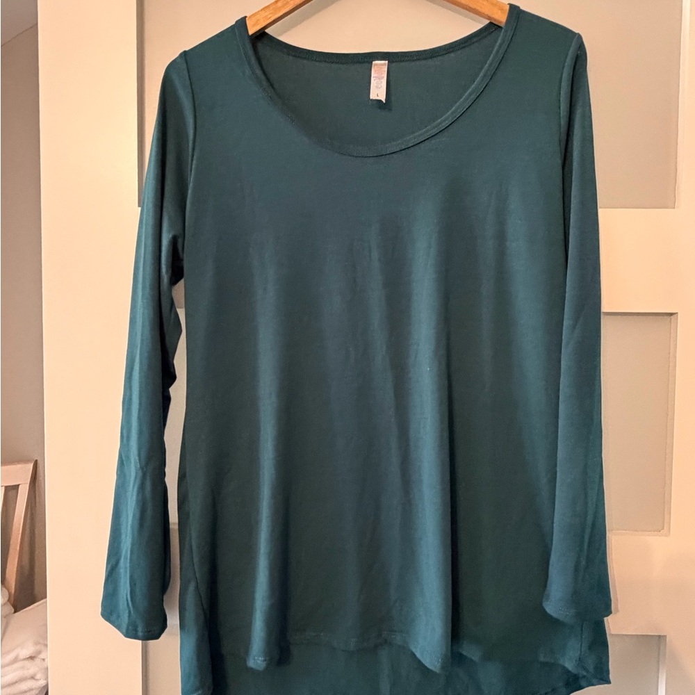 LuLaRoe Long Sleeve Classic Tee Sz L - Like New